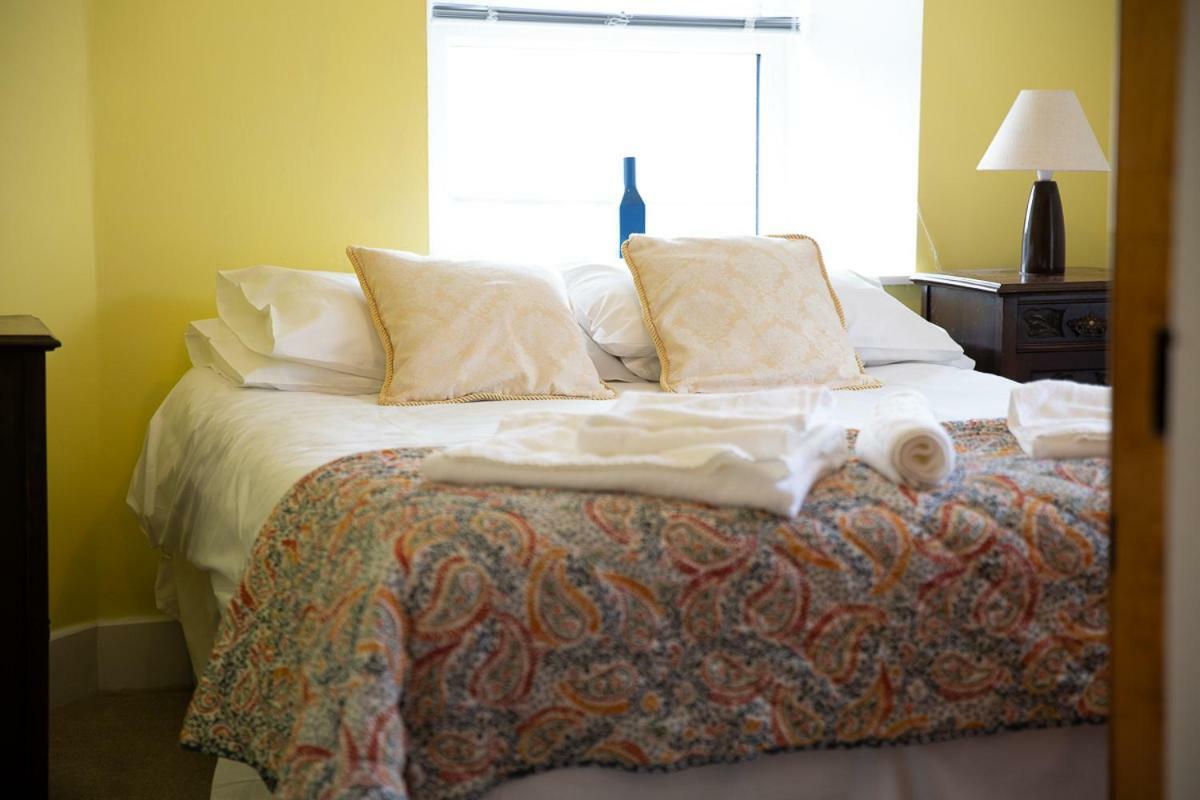 Bed and Breakfast Knightor Manor Penwithick Экстерьер фото